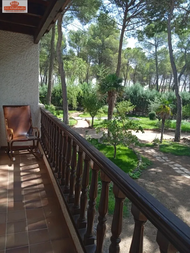 ESPECTACULAR CHALET EN PINARES DEL JUCAR — 35