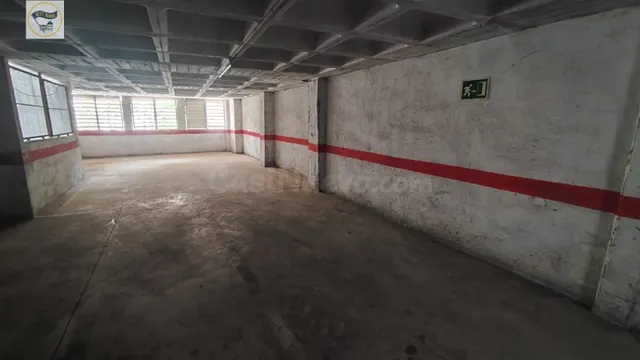 PARKING EN EL CENTRO — 4