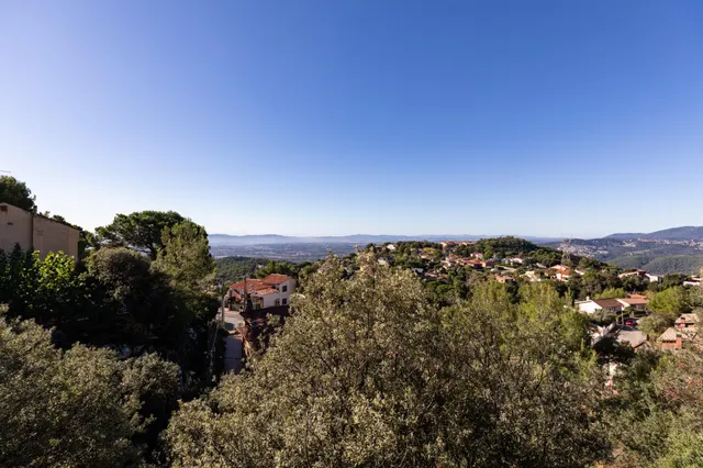 Casa con vistas espectaculares — 12