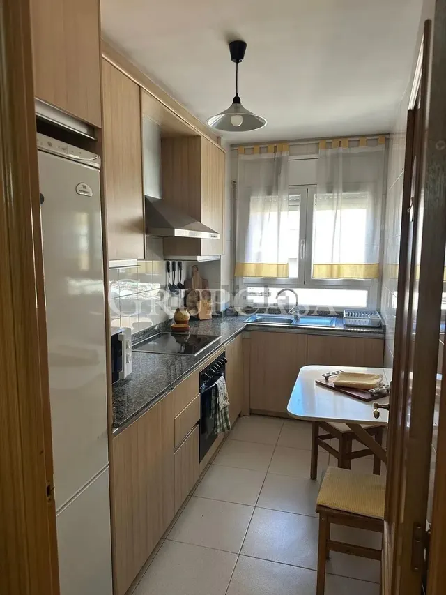 Céntrico y Moderno Piso de 70 m2 de 2 habitaciones cerca del AVE — 3