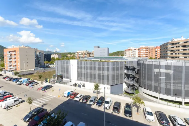 Cesión de vivienda por 50 años en Gandia, zona hospital, con piscina comunitaria, parking y trastero — 4