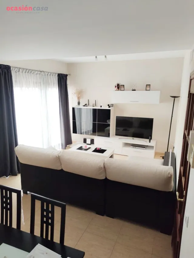 PRECIOSA CASA EN EL CARPIO!! — 34