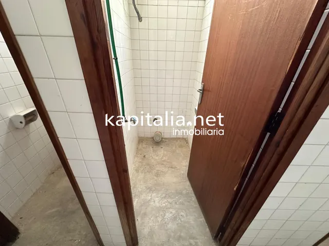 Local comercial a la venta en L´Olleria (Valencia) — 11
