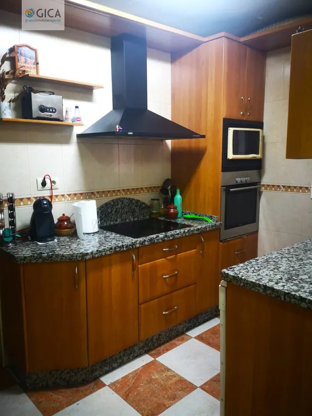 PISO EN ZONA SUR — 7