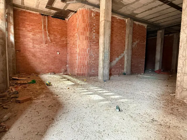 BAJO COMERCIAL EN RONDA SUR 1 AÑO DE CARENCIA POR ADECUACION