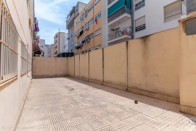 ¡GRAN OPORTUNIDAD DE INVERSIÓN TURÍSTICA EN ALICANTE! — 26
