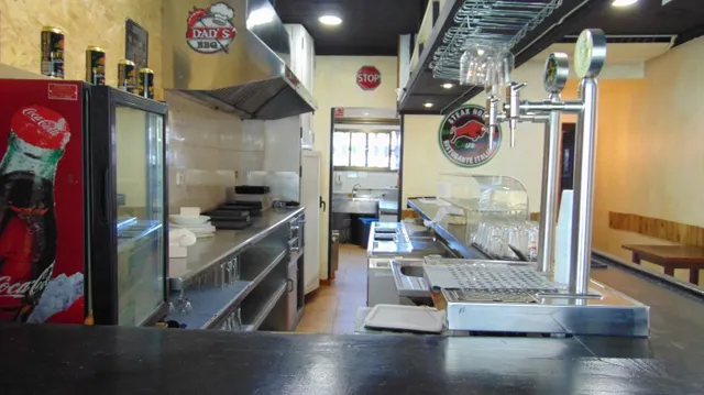 Totalmente reformado local comercial, funcionado como restaurante en zona turística en Levante. — 8