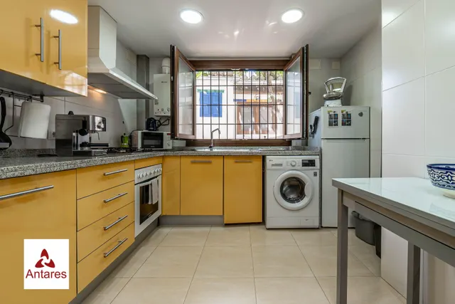 Espectacular casa con vistas directas a la Alhambra y Licencia Turística Activa en el Albaicín — 7