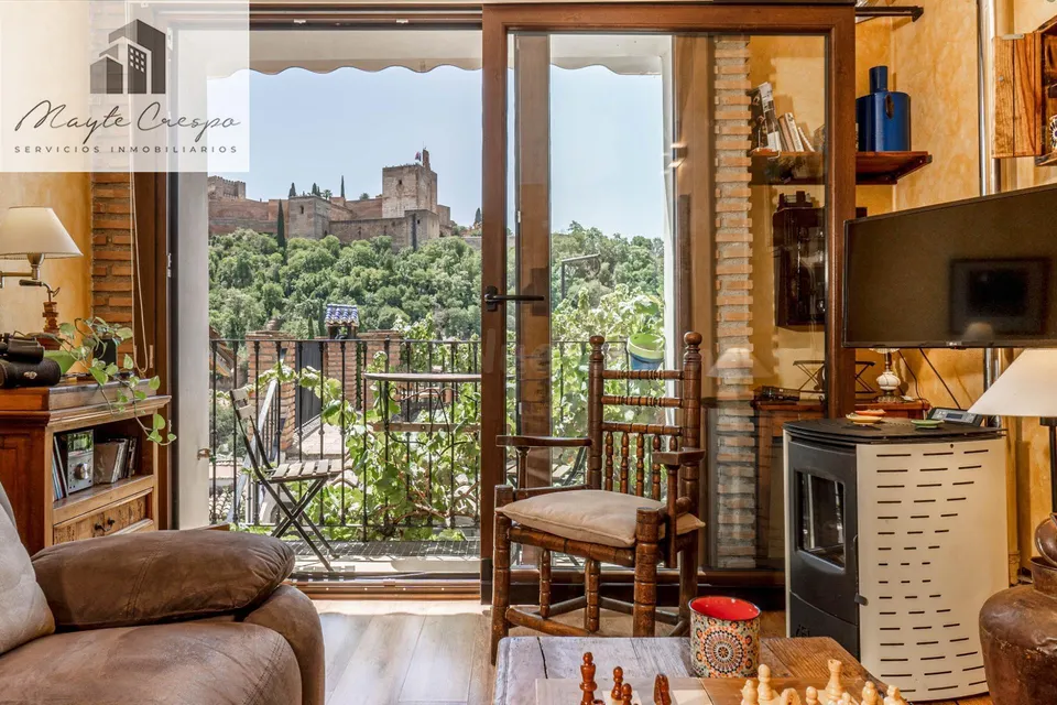 Espectacular casa con vistas directas a la Alhambra y Licencia Turística Activa en el Albaicín