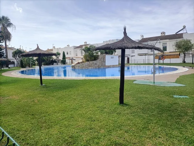 Unifamiliar de 3 dormitorios en Los Gallos — 2