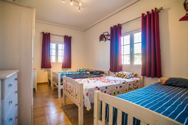 Villa 4 habitaciones 146m² en venta - Comunidad valenciana — 24