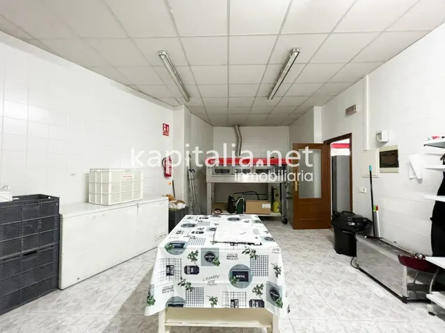 Local comercial en venta en zona Llombo - foto 5