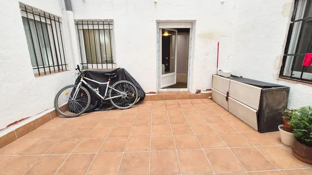 PISO VENTA SALAMANCA. Urbis te ofrece un piso reformado en venta en Garrido Sur, Salamanca. — 40