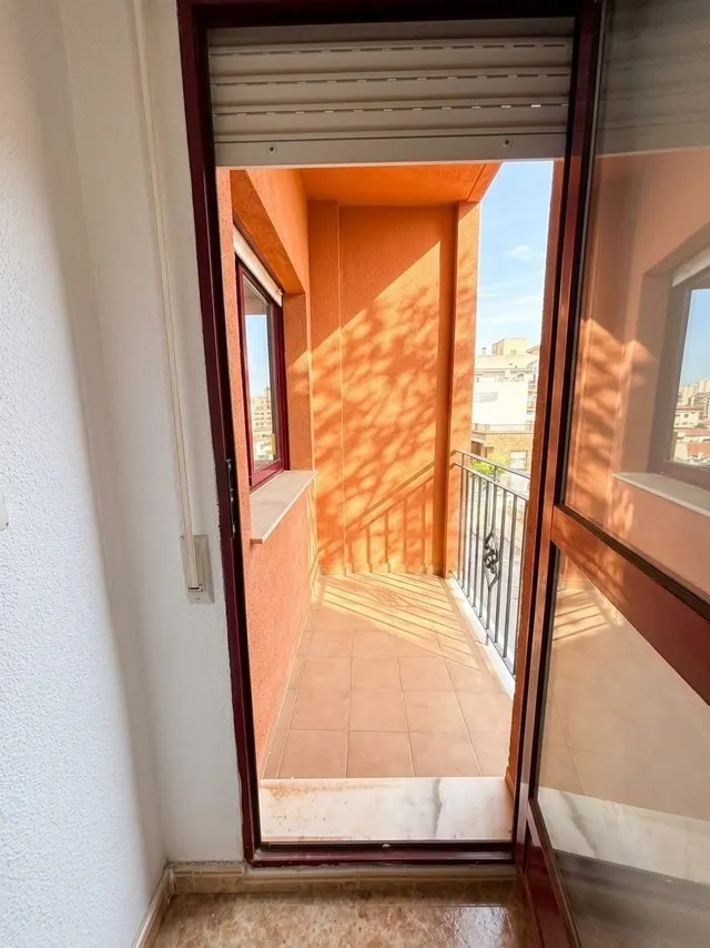 PISO A ESTRENAR CON GARAJE Y TRASTERO EN LOS ALCÁZARES — 6