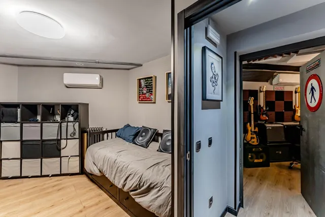 Loft dúplex de autor con estudio de grabación profesional en Opañel, el nuevo Soho de Madrid. — 39
