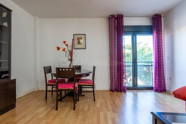 VENTA DE PISO JUNTO AL METRO DE CHURRIANA DE LA VEGA - foto 5