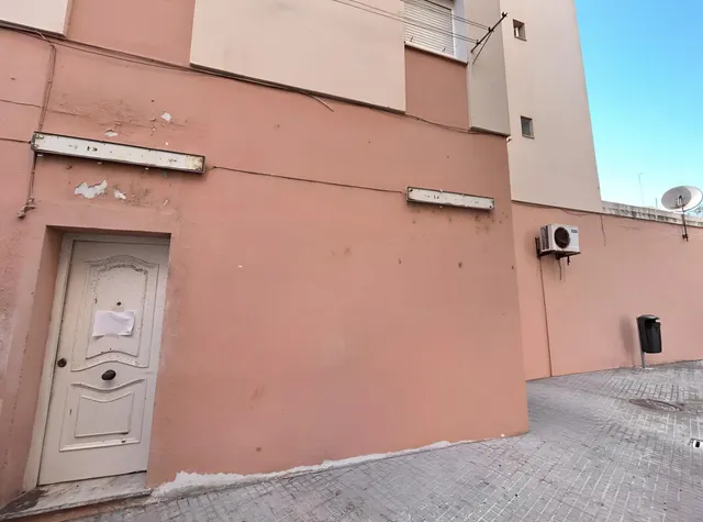 ¡Oportunidad! Local de 96 m2 diáfano, reformado — 8