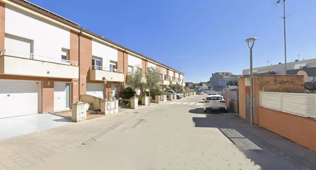 Venta adosado en Corbins (Lleida) - foto 2