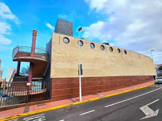 SE VENDE CENTRO COMERCIAL EN LA MISMA PLAYA DE LA GARITA, TE - foto 4