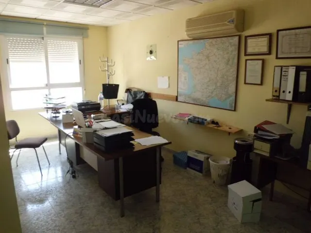 Oficina de nueva construcción en venta - foto 2