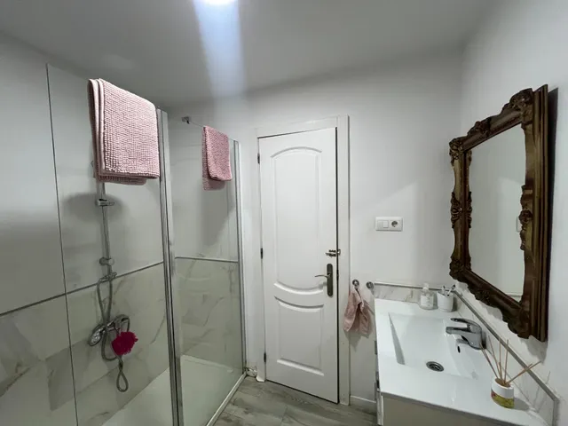 Habitación 4 habitaciones 114m² en alquiler - Camino de ronda — 10