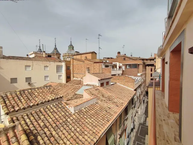Edificio totalmente reformado en pleno centro de Granada — 29