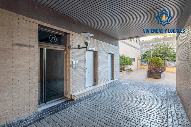 Ático dúplex en Campus de la Salud — 26