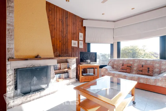 Chalet 4 vientos con piscina y jardín excepcional en Santa E - foto 4
