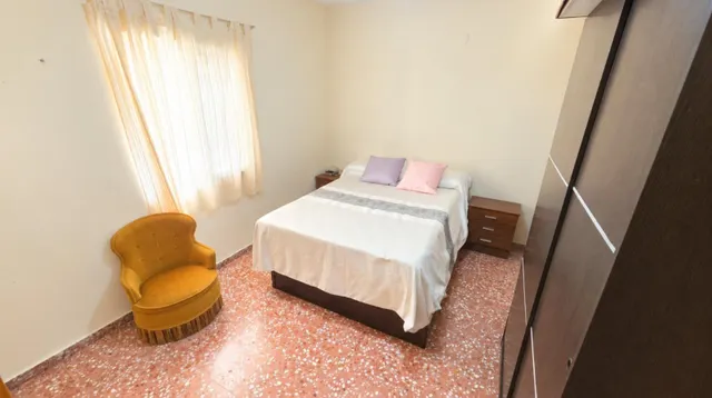 CASA DE CAMPO CERCA DEL CASCO URBANO, EN ONTINYENT — 13