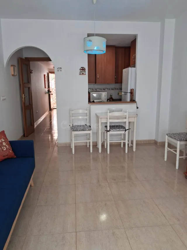 Piso de 1 dormitorio con terraza, garaje y trastero en Los Alcázares — 5