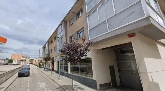 DÚPLEX OKUPADO EN VENTA EN LA JONQUERA (GIRONA)