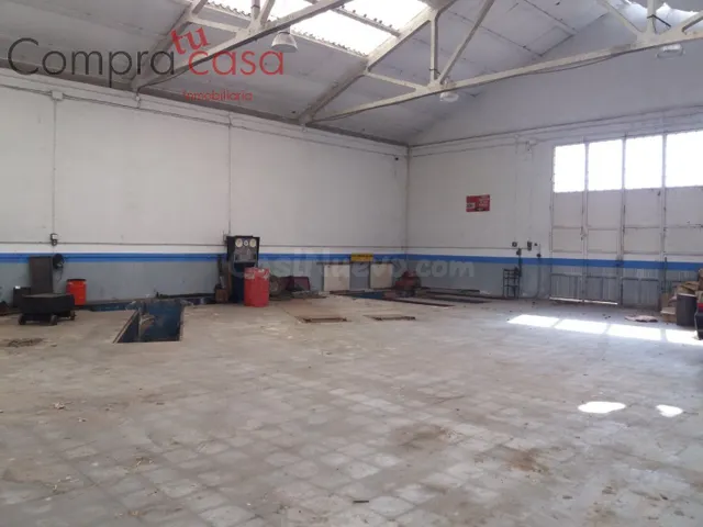 ALQUILER-NAVE CON CAMPA-CANTALEJO-SEGOVIA - foto 4