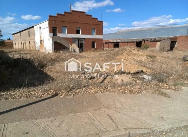 A LA VENTA NAVE AGRICOLA - GANADERA / ALMACÉN PARA REFORMAR