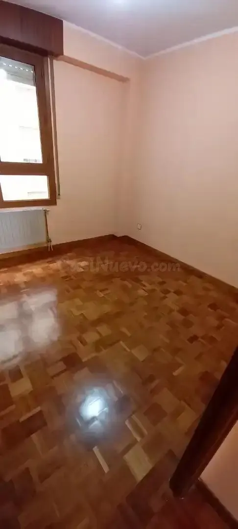 PISO DE 2 DORMITORIOS EN BURGOS CAPITAL - foto 4