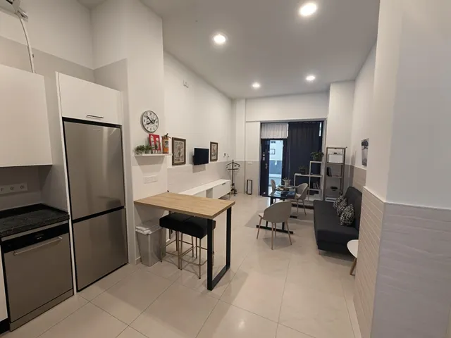 APARTAMENTO EN EXPLOTACIÓN TURÍSTICA — 7