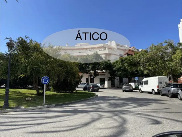 Ático 4 habitaciones 145m² en venta - Zona Las Mesas — 18