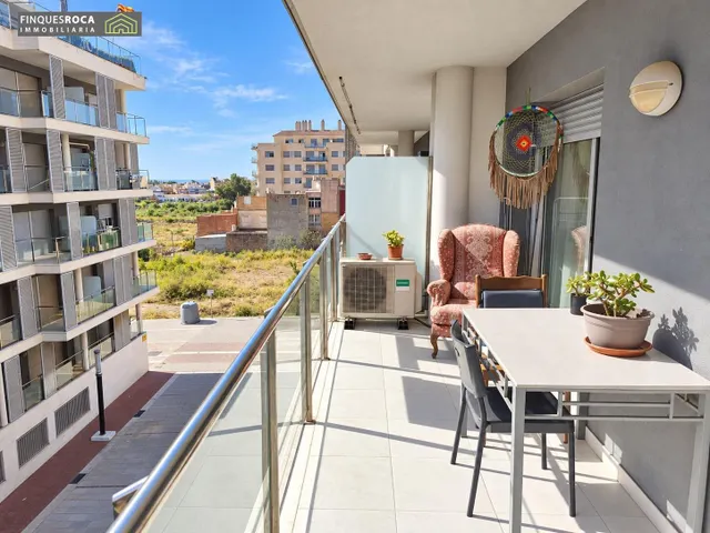 **VIVIENDA CON TERRAZA, PISCINA Y PARKING EN LA RÀPITA** ☀️ — 29