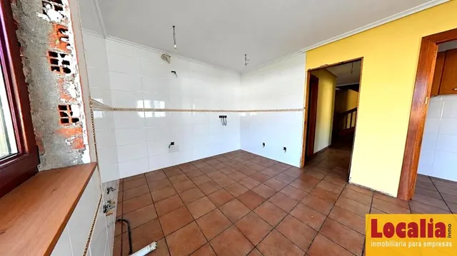 Chalet: amplitud, luz y carácter junto a la costa cántabra — 7