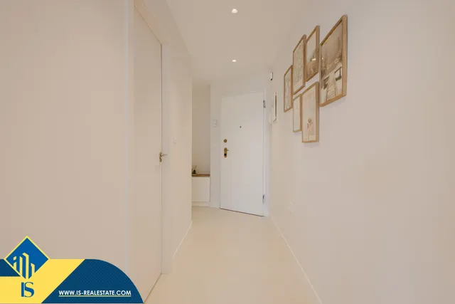 INCREÍBLE APARTAMENTO A PIE DE PLAYA, TOTALMENTE REFORMADO! — 49