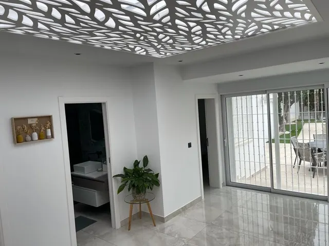 Vivienda de lujo. Recien reformada en el año 2022- — 12