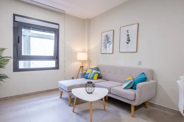A UN PASO DE LAS CANTERAS Y ALCARAVANERAS CON DOS DORMITORIO - foto 3