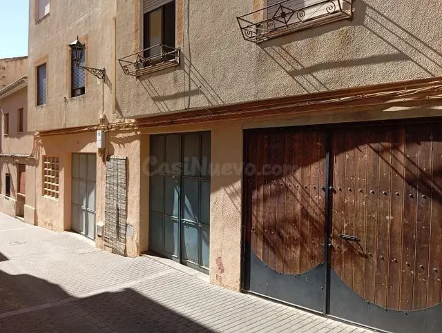 SE VENDE piso OKUPADO en Calle SANTA BARBARA Nº 18 Montesa (