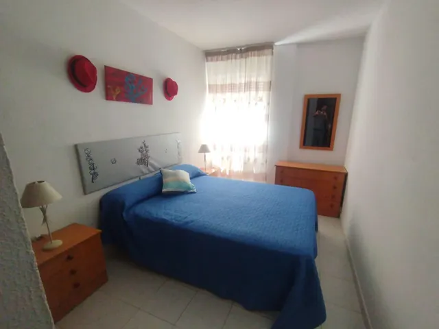 Parque La Reina.. Piso 3 habitaciones, 2 baños, balcon, garaje, trastero, solan — 5