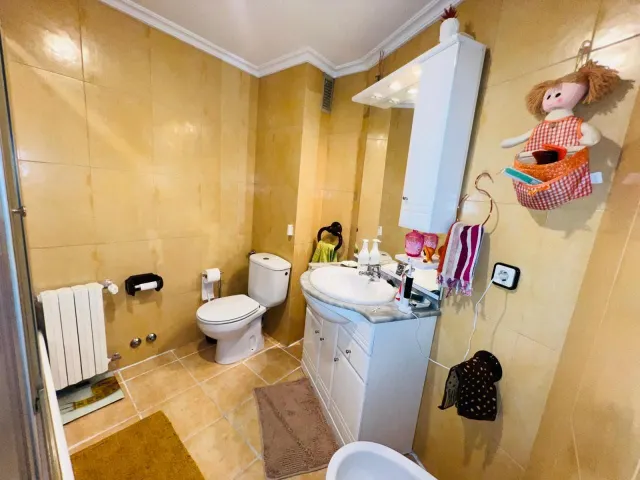DUPLEX CENTRICO CON GARAJE Y SERVICIO DE PORTERIA — 18