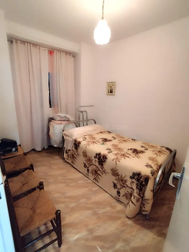 ¡Gran oportunidad! Casa de 8 habitaciones en venta en El Ron - foto 3