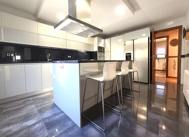 Elegancia y amplitud en Cambrils - LA DORADA - posiblemente la mejor zona residencial frente al mar de la Costa Dorada. — 28