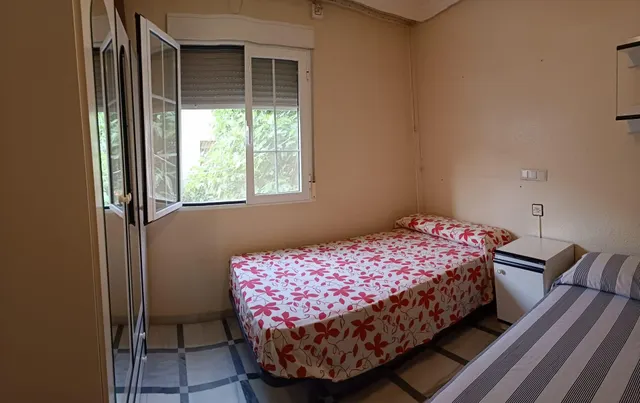 OPORTUNIDAD.  EN MACAEL ( ALMERÍA ).VENTA DE PISO CON PISCINA Y ASCENSOR, EN EL  CENTRO DEL PUEBLO. — 26