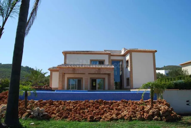 Villa 3 habitaciones 266m² en venta - Partida Comunes-Adsubi - foto 2