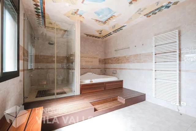 Villa de lujo con piscinas y finca de 6 ha en Sant Feliu de Codines — 43