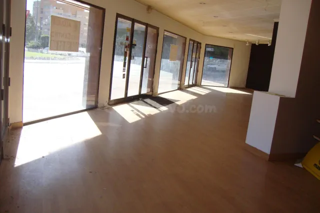 Local comercial 195m² en venta - Ensanche